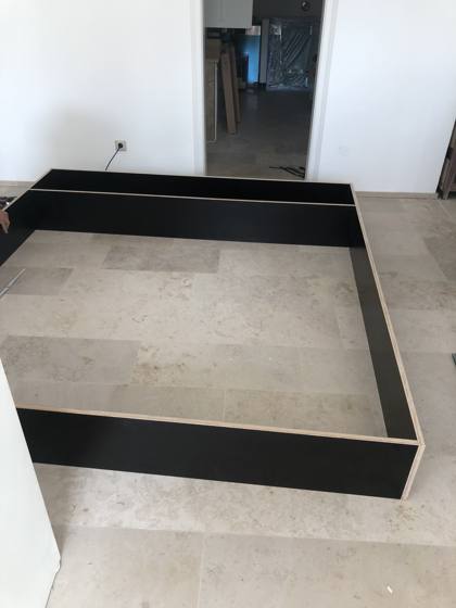 Raumtrenner-Regal Agenturbüro