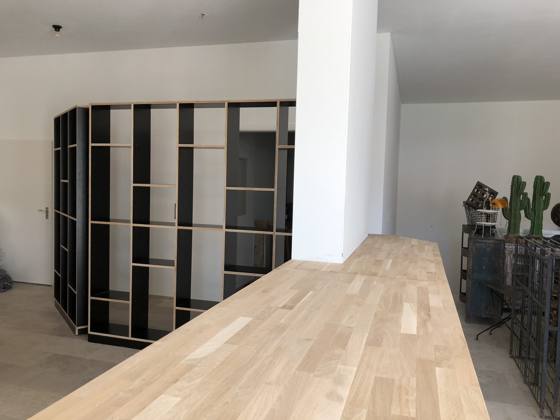 Raumtrenner-Regal Agenturbüro – Bild 9