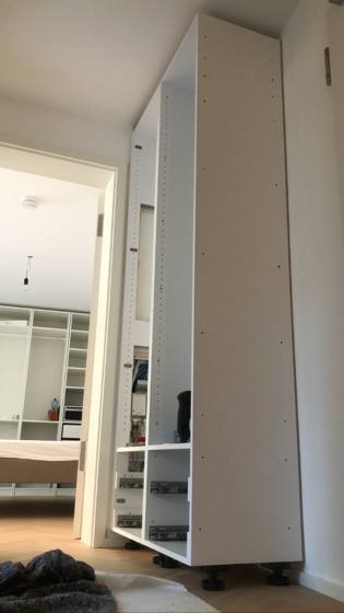 Flurschrank mit Sitzgelegenheit – Bild 3